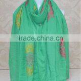 Wholesale Fall Winter Fashion Embroidery Design Flower Woman Cotton Shawl thumbnail-5