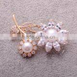 Fashion Elegant Women Flower Brooch Gold Plated Crystal Brooch Mother's Day Gift / thumbnail-4