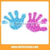 Easy Grip Suction Hands Bathroom Accessory thumbnail-2