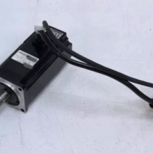 SGME-04VF14 Motor Electric SGME Series Yaskawa Servo Brushless thumbnail-2