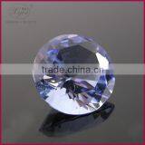 Crystal Pyramid Shaped Paperweight thumbnail-1