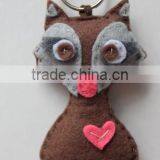 New Hot Sale China Animal Design Cheap Wholesale Fashion Key Ring Products Promotional Gift Craft Fabric Felt Wolf Keychain thumbnail-1