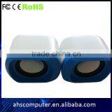 Quadrangle Blue and White Usb 2.0 Mini Professional Speaker thumbnail-1