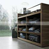 Customizable Lacquer Wardrobes thumbnail-1