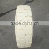 Hot Sale China Supplier High Quality Press on Solid Tires Size 21x7x15 18x8x12 1/8 16x6x10 1/2 thumbnail-6