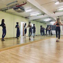 Hot Selling Luxury Dance Studio Full Wall Silver Decorative Mirror With Home Decor Safety Gym Tempered Glass Mirror thumbnail-3