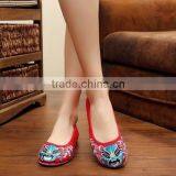 Women Casual Slip on Old Beijing Lace Shoes Chinese Opera Mask Embroidered Ladies Cotton Flats Good Quality No Logos thumbnail-5