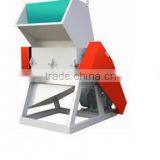 Single shaft plastic shredder