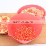 Customized Logo Plastic Creative Pomegranate Peeler,Arils Removal Tool Patented Product thumbnail-4