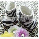 2016 Wholesale Bulk Order in China Soft Sale Baby Boots New Born Baby Shoes thumbnail-2