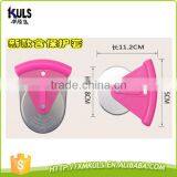 Stainless Steel Round Pizza Wheel Plastic Cutter thumbnail-3