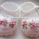 Hollow Wool Knitted Shoes Wholesale Floral Crochet Baby Girl Soft Shoes thumbnail-4