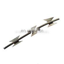 Hot Dipped Galvanized Razor Barbed Wire Mesh Low Price thumbnail-1