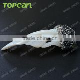 Topearl Jewelry Charm Leaf White Shell Pendant Rhinestones Clay Pave Pendant Designs for Women SPD02