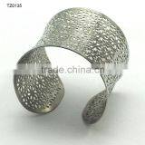 Fashion Hollow Out Heavy Cuff Bangles Cheap Stainless Steel Bracelet thumbnail-2