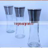 Disposable Salt and Pepper Shaker thumbnail-4