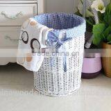 2015 Wicker Laundry Basket With Lid thumbnail-1