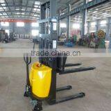 Charged Forklift Battery Truck thumbnail-3