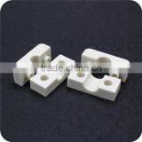 High Heat Resistance Insulator Ceramic Clips Steatite Insulation Part thumbnail-3