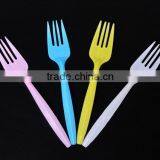 Disposable Plastic Cutlery thumbnail-1