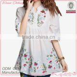 Wholesale Ladies Tops Cheap Price Half Sleeves Mature Linen and Cotton Ladies Embroidered Blouse thumbnail-1