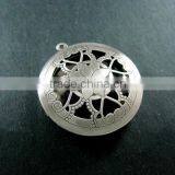 32MM Vintage Style Antiqued Silver Flower Filigree Round Photo Locket Pendants DIY Supplies 1113021 thumbnail-2
