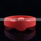 RFID Silicon Wristband for Person Management thumbnail-1