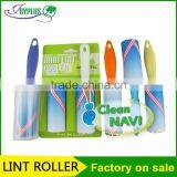Mini Lint Roller With One Plastic Handle thumbnail-1