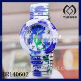 Fashion Easy to Read Alloy Watch With Floral Printing-elastic Band Alloy Watch thumbnail-1