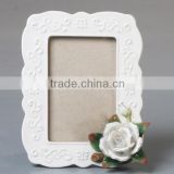 ceramic white photo frame with 3D flower decoration