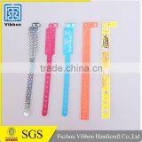 Top quality colorful pvc vibyl wristband with free sample