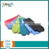 Top-Quality Newest Wholesale High Heat Resist Silicon Oven Gloves thumbnail-2