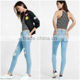 Mid rise five pocket style distressing leg new style jeans for lady