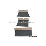 Y22 Scraper with wooden handle