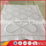 2016 Fashion Design ,85GSM Microfiber Printed High Quality Service, Different Style Plain Stitching Quilt thumbnail-1