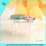 Hot sale white acrylic bracelet display table for shop or exhibition