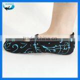 China Custom Woman Neoprene Non Slip Sock Manufacturer thumbnail-1