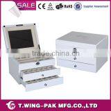 Jewelry Boxes Packaging Portable Jewelry Display Cases Custom Logo Printed Jewelry Boxes