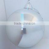 Cheap LARGE SHINY SILVER 200MM PLASTIC CHRISTMAS BALL 8" DIAMETER OUTDOOR ORNAMENT thumbnail-4