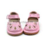 Lower MOQ Leather Kids Sandals Soft Rubber Squeaky Shoes thumbnail-3