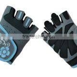 Lady Weight Lifting Gloves thumbnail-1