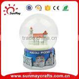 Tourist Gifts of Glass Water Globe thumbnail-3