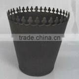 Metal Garden Planters thumbnail-1