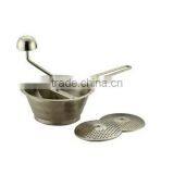 Stainless Steel Food Mill With 2 Discs thumbnail-1