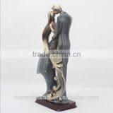 Wedding Gift Ideas for Friends Kissing Figurine Wedding Favors thumbnail-4