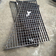 Galvanized Grating/Sidewall Steel Grating 400/600/Compression-locked Steel Grating thumbnail-4