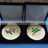 Custom UAE sport club gold souvenir coin medal packing with velvet gift box