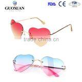 Progressive Dual Colors Rimless Women Metal Heart Shaped Sunglasses thumbnail-2