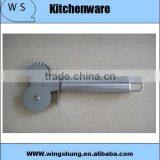 17.5*7.5cm Practical Stainless Steel Pizza Knife/Lace Wheel Convenient to Use thumbnail-1