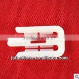 Pearl White Shirt Packing Plastic Clips thumbnail-1